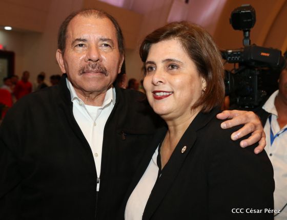 Presidente Daniel con diputados del Parlamento Centroamericano