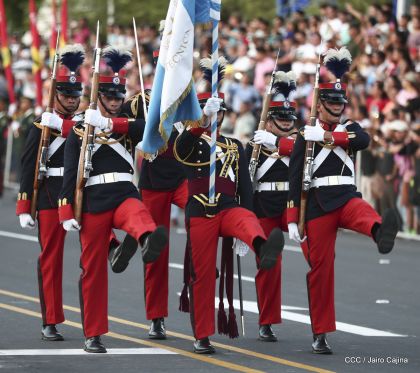 Desfile Militar "Pueblo Ejército"