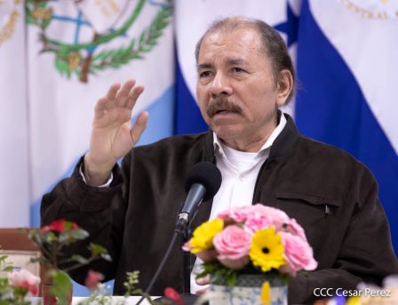El Presidente Daniel y la Compañera Rosario en la Cumbre entre Jefes de Estado y de Gobierno del SICA y el Secretario General de Naciones Unidas