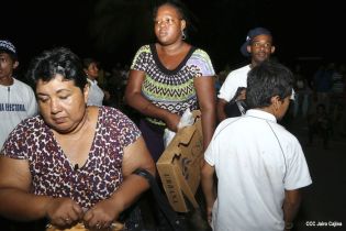 Familias de Blufields celebran victoria FSLN en la Costa Caribe