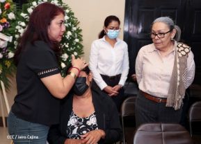 Homenaje póstumo al periodista Carlos Salgado