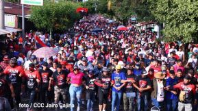 ¡Nicaragua ilumina, como un sol que no declina!