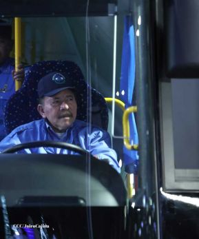 Entrega de 250 buses provenientes de China a transportistas de Managua y Ciudad Sandino