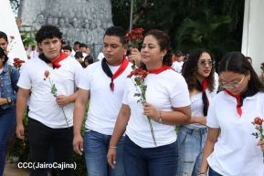 Nicaragua rinde honores al Comandante Carlos Fonseca Amador a 88 años de su natalicio 