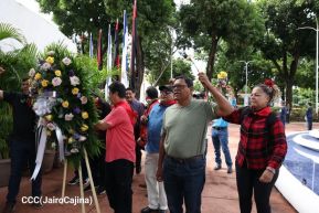 Nicaragua rinde honores al Comandante Carlos Fonseca Amador a 88 años de su natalicio 