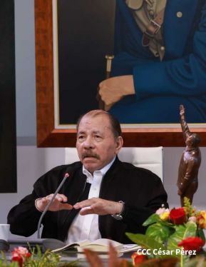 Comandante Daniel y Compañera Rosario en la XI Cumbre Extraordinaria de Jefes de Estado del ALBA-TCP