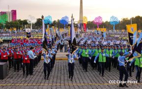 Conmemoración de los 45 años de fundación de la Policía Nacional y el Ministerio del Interior