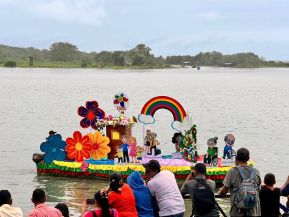 Río San Juan se viste de color y tradición en su vibrante carnaval