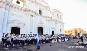 Nicaragüenses conmemoran los 109 años del tránsito a la inmortalidad de Rubén Darío 
