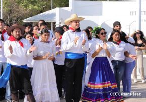 Nicaragüenses conmemoran el 91 aniversario del paso a la inmortalidad del General Augusto C. Sandino