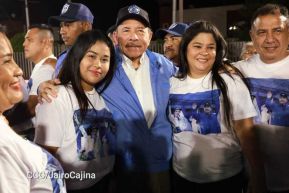 Acto de entrega de 500 unidades de buses y microbuses a transportistas de Nicaragua 
