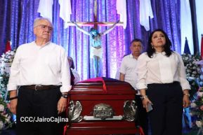 Nicaragüenses rinden honores a la Compañera Gladys Báez, forjadora de las generaciones revolucionarias