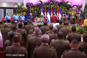 Acto de otorgamiento de los grados militares de Coronel General a mandos del Ejército de Nicaragua
