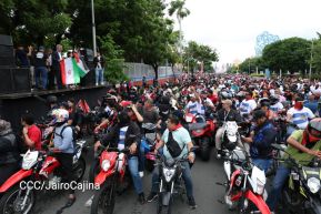 Motorizada Siempre 19 en homenaje al Repliegue Táctico a Masaya