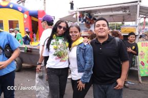 Multitudinaria procesión marca el retorno de Santo Domingo de Guzmán a Las Sierritas