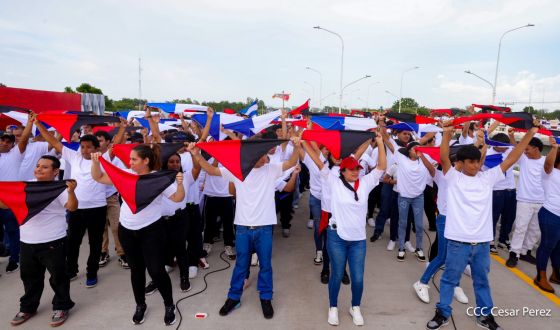Entregamos a las familias nicaragüenses Paso a Desnivel Comandante Julio Buitrago Urroz