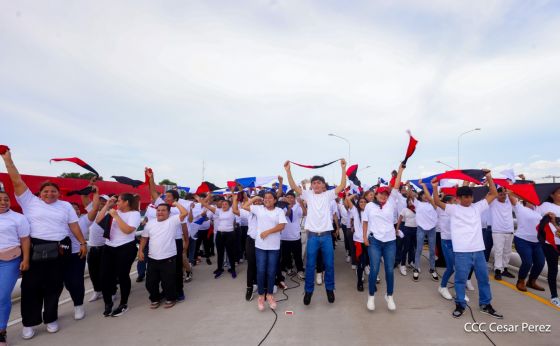 Entregamos a las familias nicaragüenses Paso a Desnivel Comandante Julio Buitrago Urroz