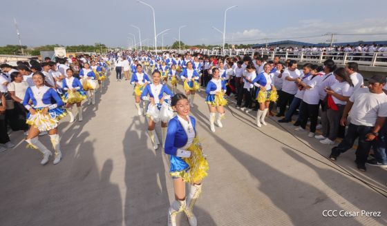 Entregamos a las familias nicaragüenses Paso a Desnivel Comandante Julio Buitrago Urroz