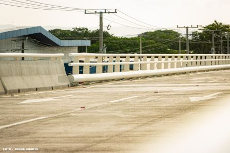 Entregamos a las familias nicaragüenses Paso a Desnivel Comandante Julio Buitrago Urroz