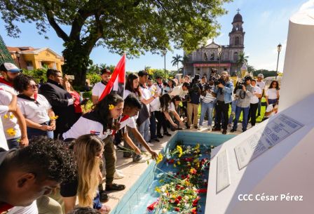 Conmemoración al Comandante Carlos Fonseca reúne a Juventud Sandinista y servidores públicos