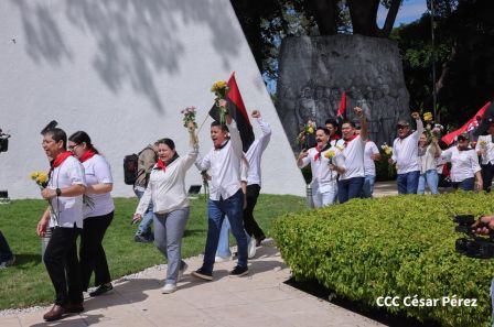 Conmemoración al Comandante Carlos Fonseca reúne a Juventud Sandinista y servidores públicos