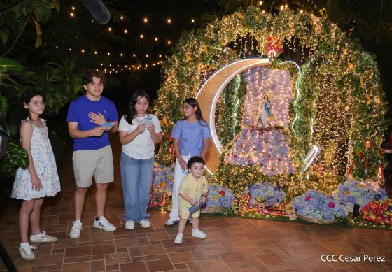 Copresidentes de Nicaragua, comandante Daniel Ortega y Compañera Rosario Murillo celebran la Purísima 
