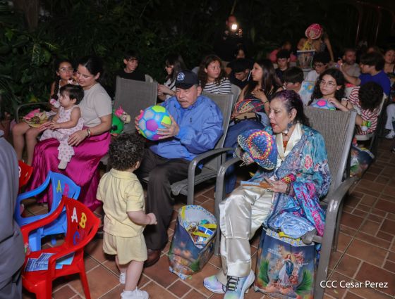 Copresidentes de Nicaragua, comandante Daniel Ortega y Compañera Rosario Murillo celebran la Purísima 