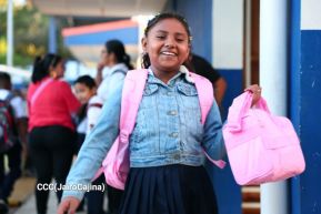 ¡Más y Más Victorias! Estudiantes de Nicaragua inician ciclo escolar 2026