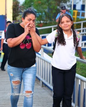¡Más y Más Victorias! Estudiantes de Nicaragua inician ciclo escolar 2026