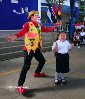 ¡Más y Más Victorias! Estudiantes de Nicaragua inician ciclo escolar 2026