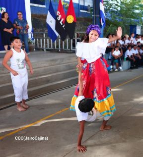¡Más y Más Victorias! Estudiantes de Nicaragua inician ciclo escolar 2026