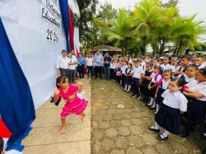 ¡Más y Más Victorias! Estudiantes de Nicaragua inician ciclo escolar 2026