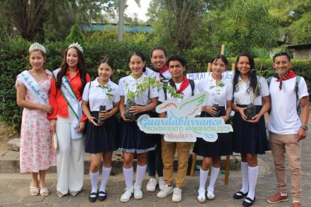 ¡Más y Más Victorias! Estudiantes de Nicaragua inician ciclo escolar 2026