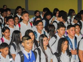 ¡Más y Más Victorias! Estudiantes de Nicaragua inician ciclo escolar 2026