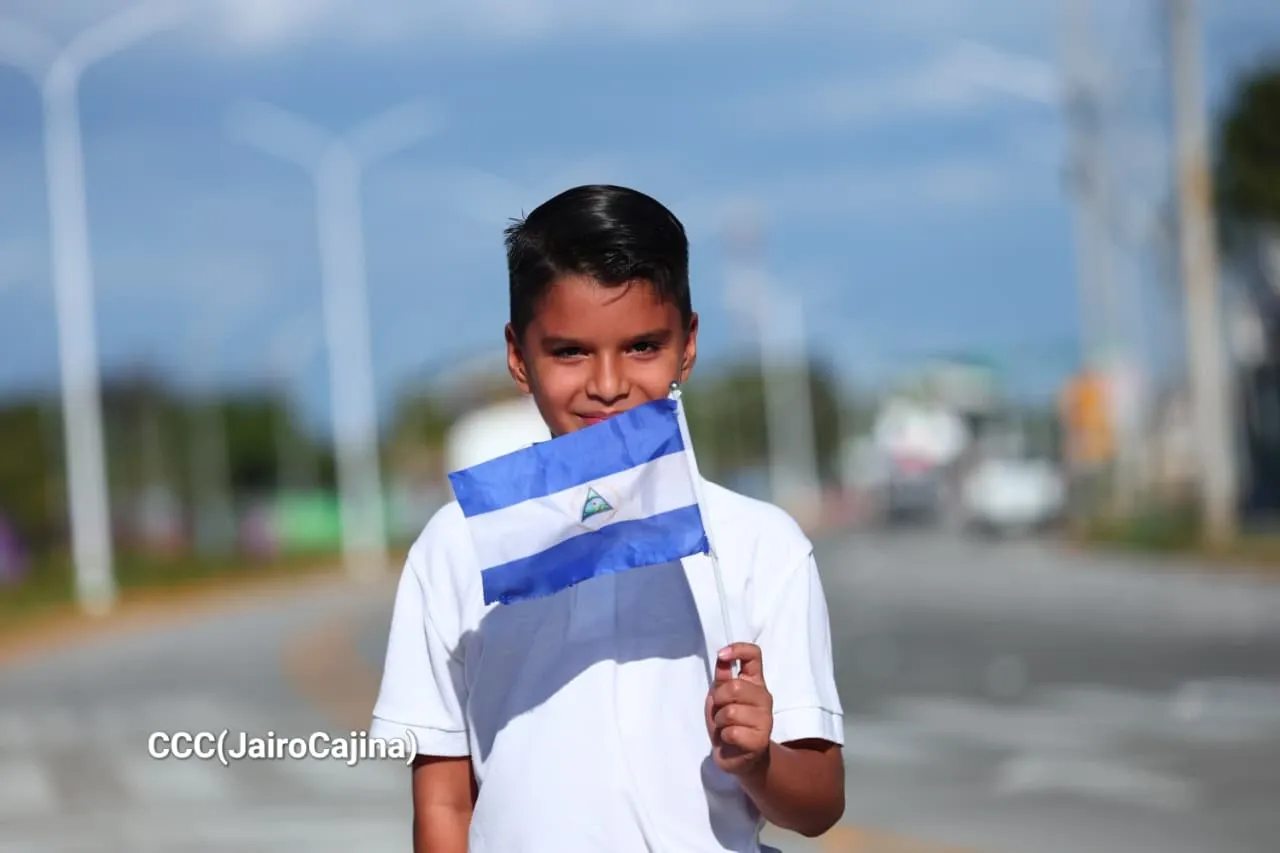 Entrega del Tramo Cuatro de la Pista Héroes de la Insurrección