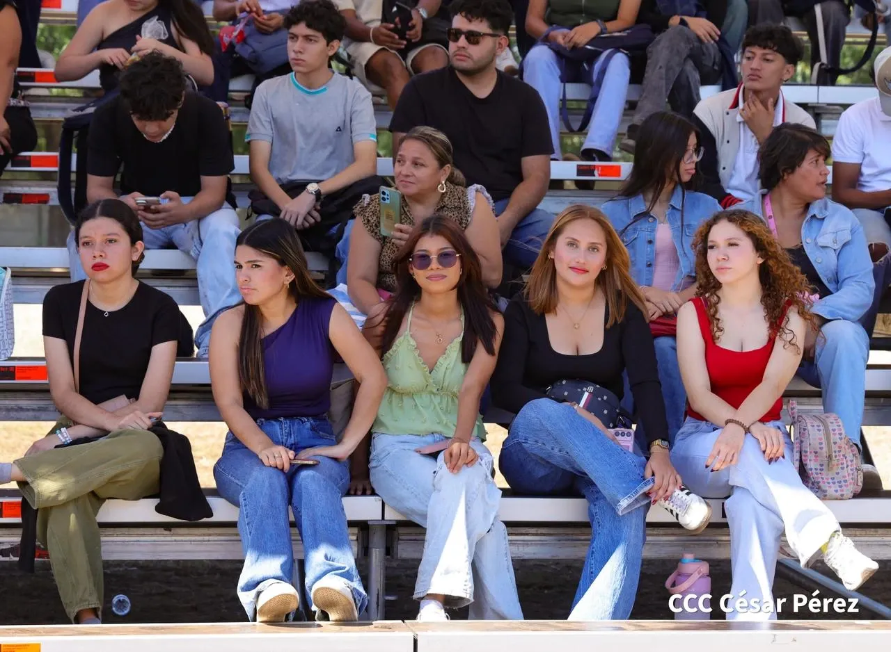 Universidades reciben a estudiantes de nuevo ingreso