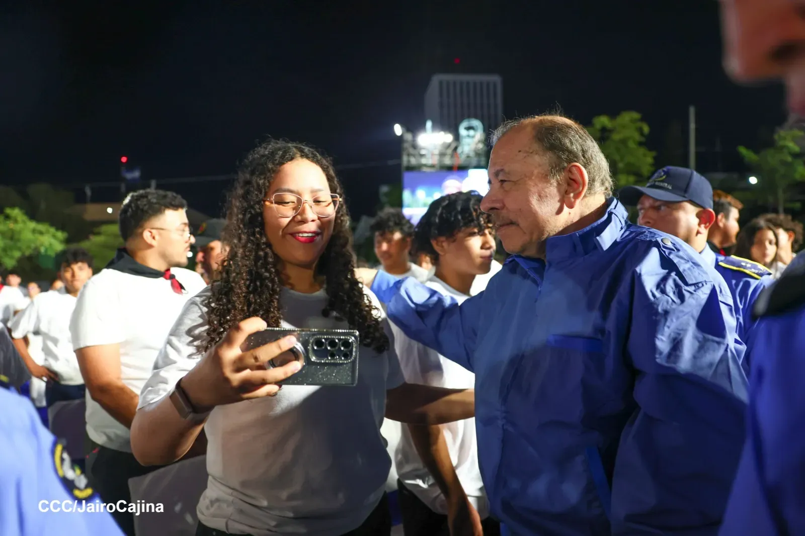 Entrega de primera Medalla de Reconciliación y Paz Cardenal Miguel Obando