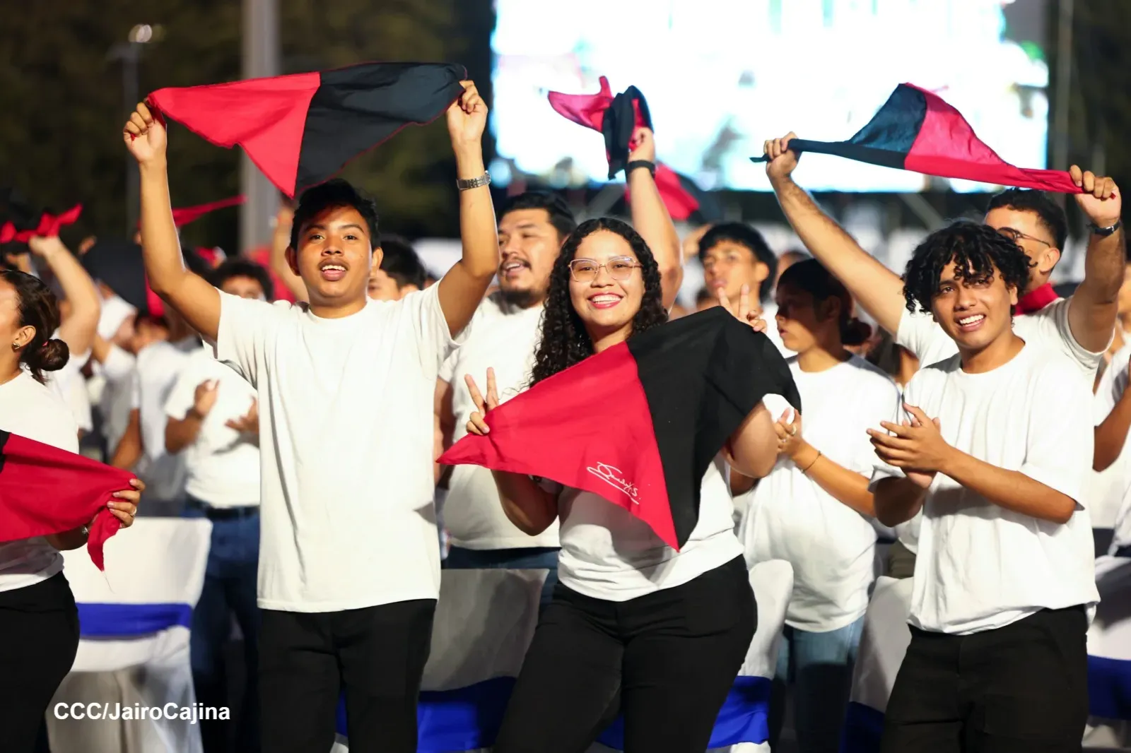 Entrega de primera Medalla de Reconciliación y Paz Cardenal Miguel Obando