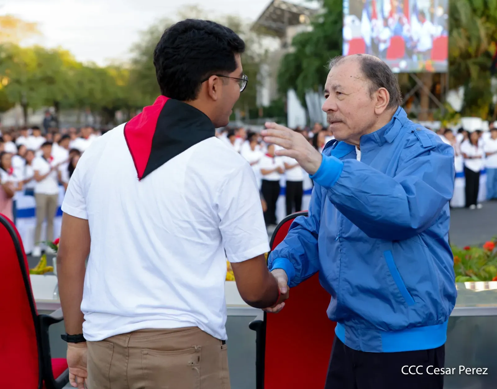 Entrega de primera Medalla de Reconciliación y Paz Cardenal Miguel Obando