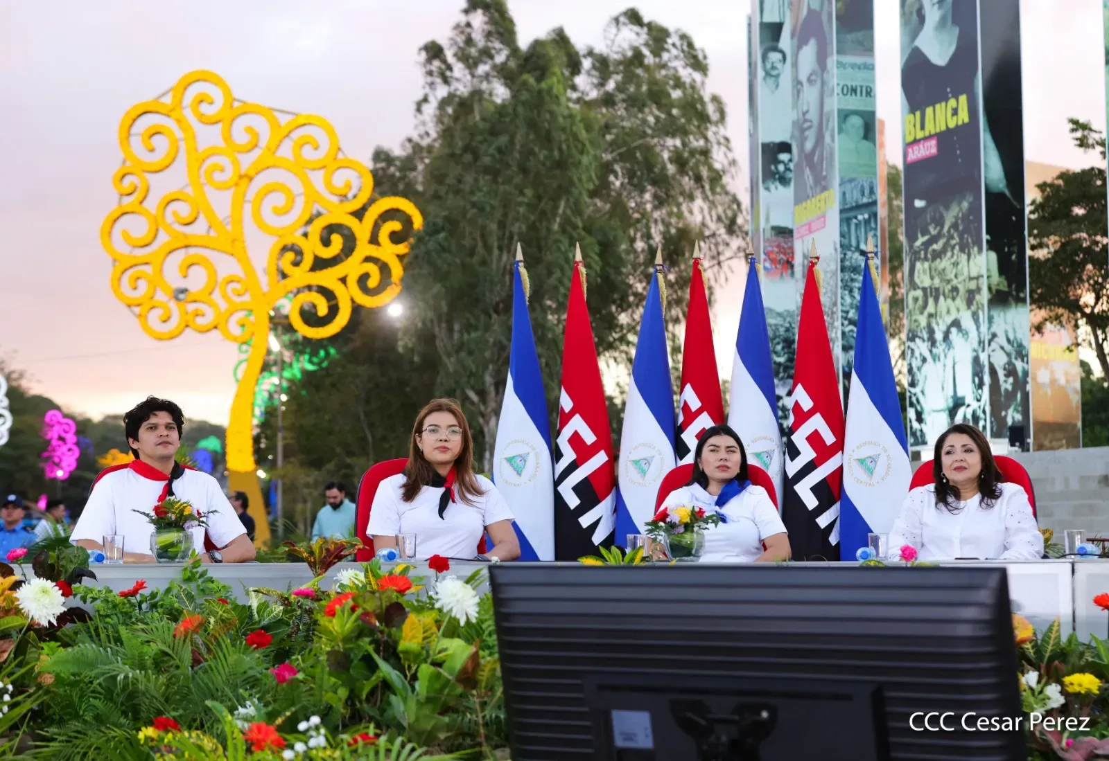 Entrega de primera Medalla de Reconciliación y Paz Cardenal Miguel Obando