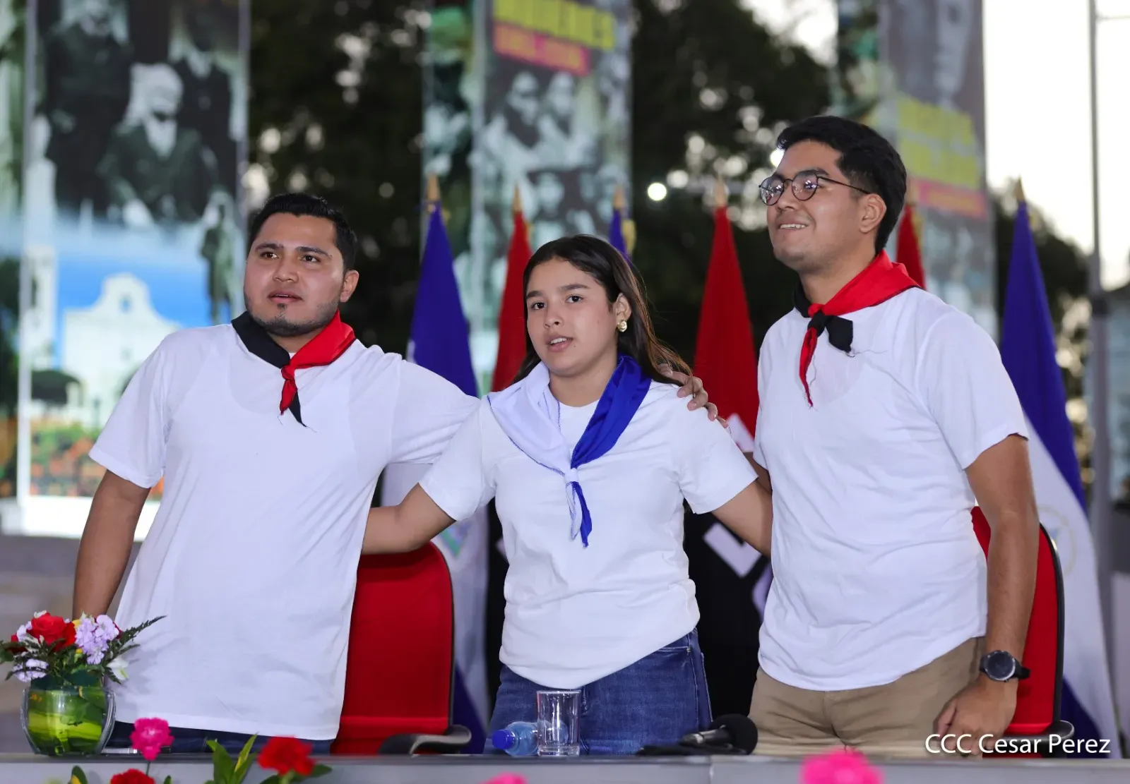 Entrega de primera Medalla de Reconciliación y Paz Cardenal Miguel Obando
