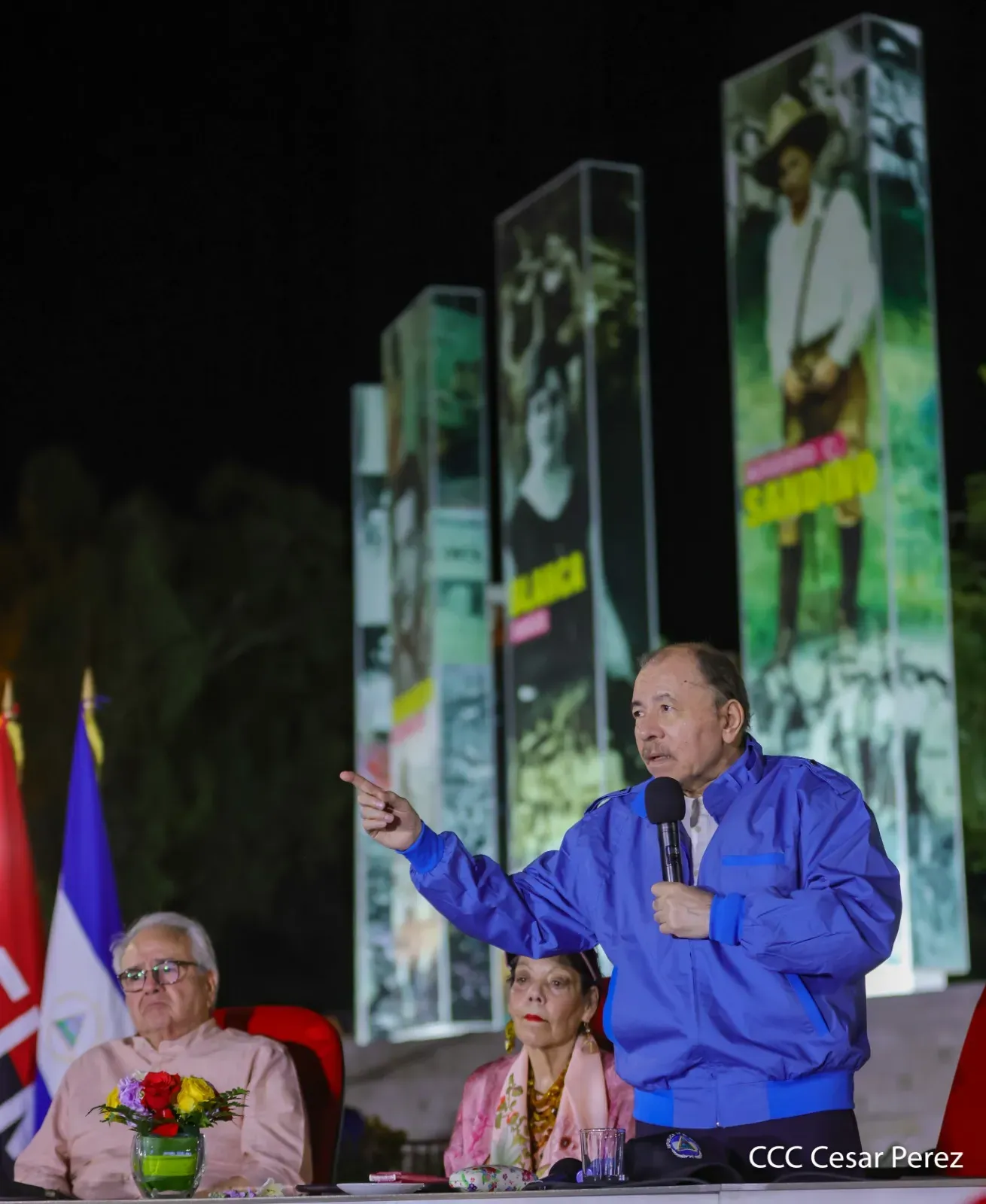 Entrega de primera Medalla de Reconciliación y Paz Cardenal Miguel Obando