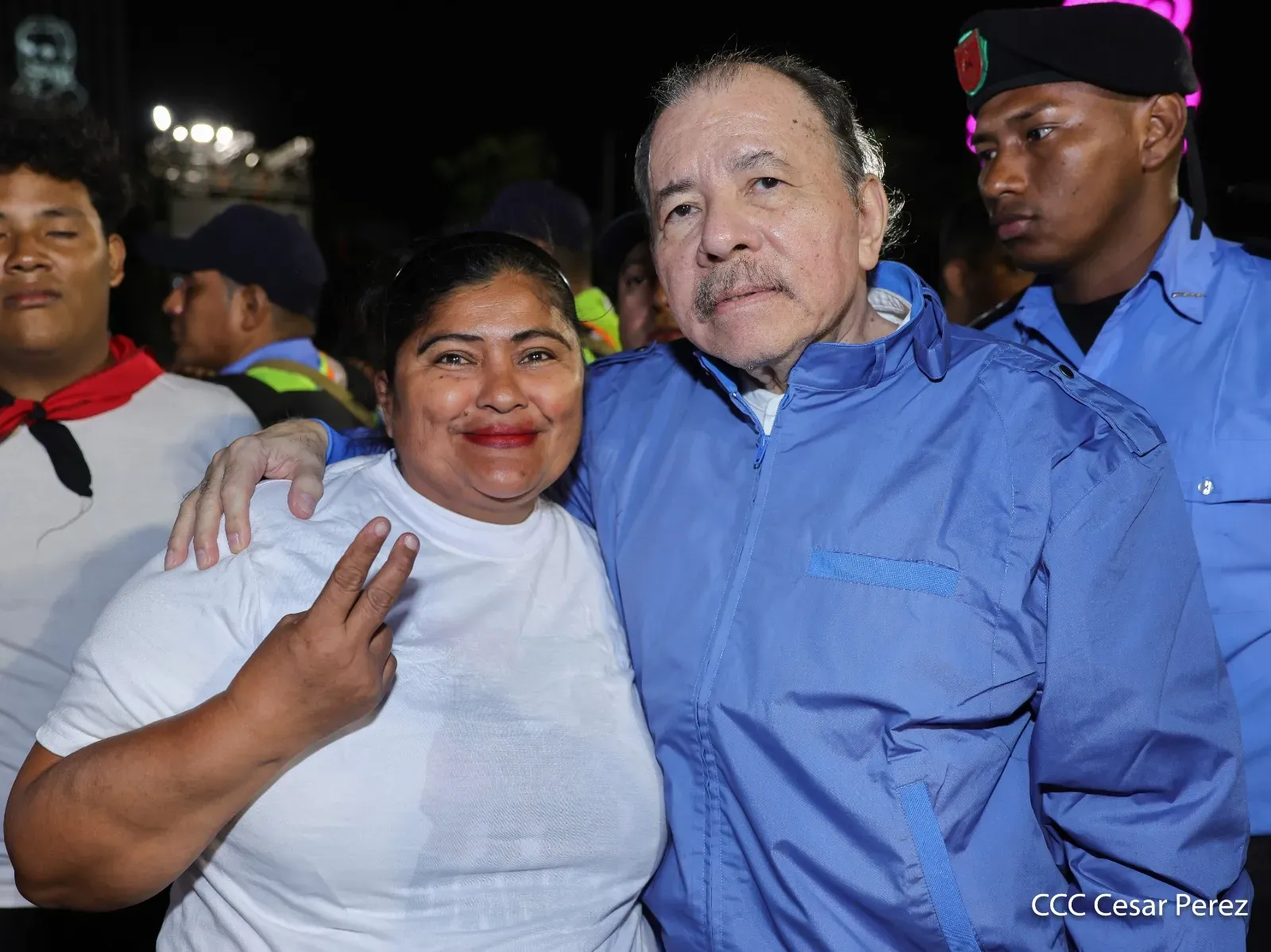 Entrega de primera Medalla de Reconciliación y Paz Cardenal Miguel Obando