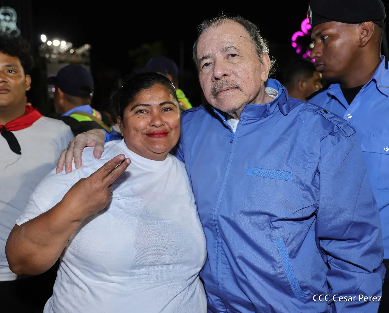 Entrega de primera Medalla de Reconciliación y Paz Cardenal Miguel Obando