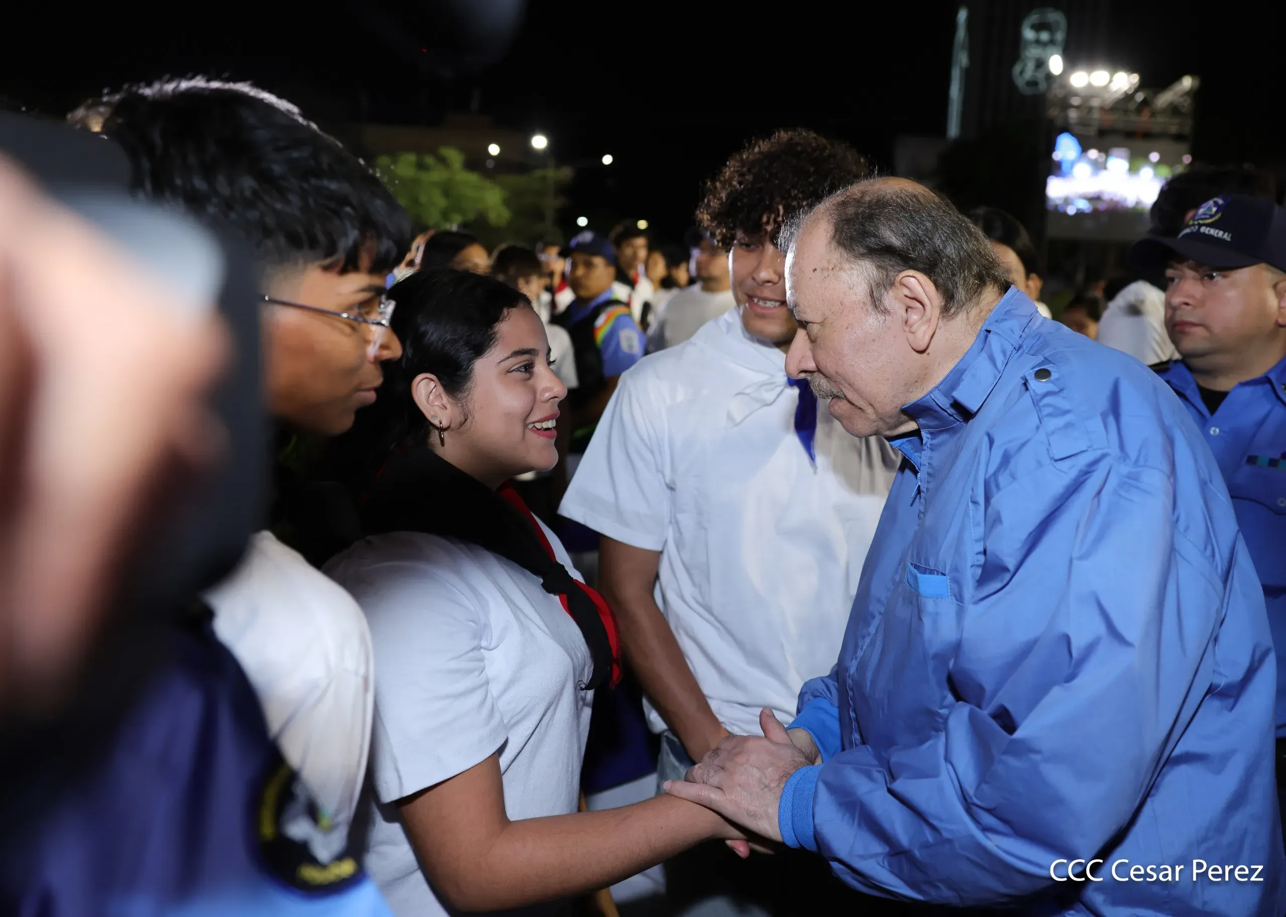 Entrega de primera Medalla de Reconciliación y Paz Cardenal Miguel Obando