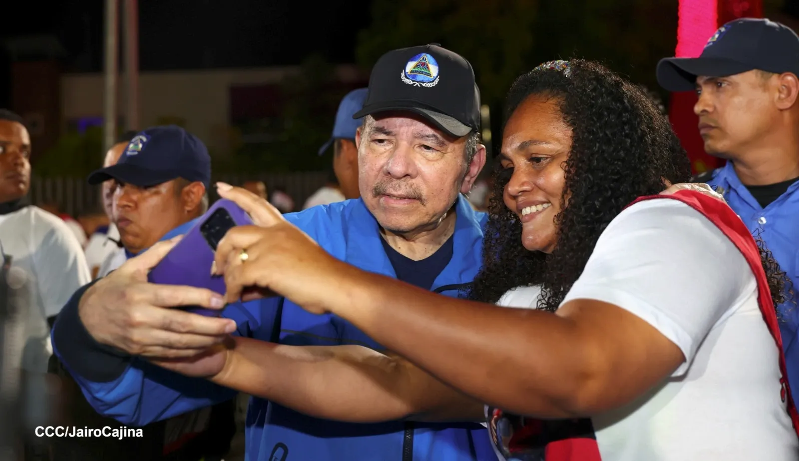 Cooperativas de Nicaragua reciben nuevas unidades de autobuses y microbuses de China