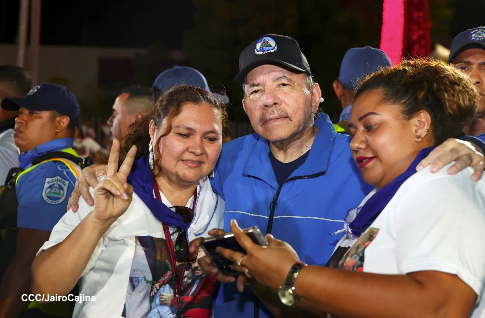 Cooperativas de Nicaragua reciben nuevas unidades de autobuses y microbuses de China