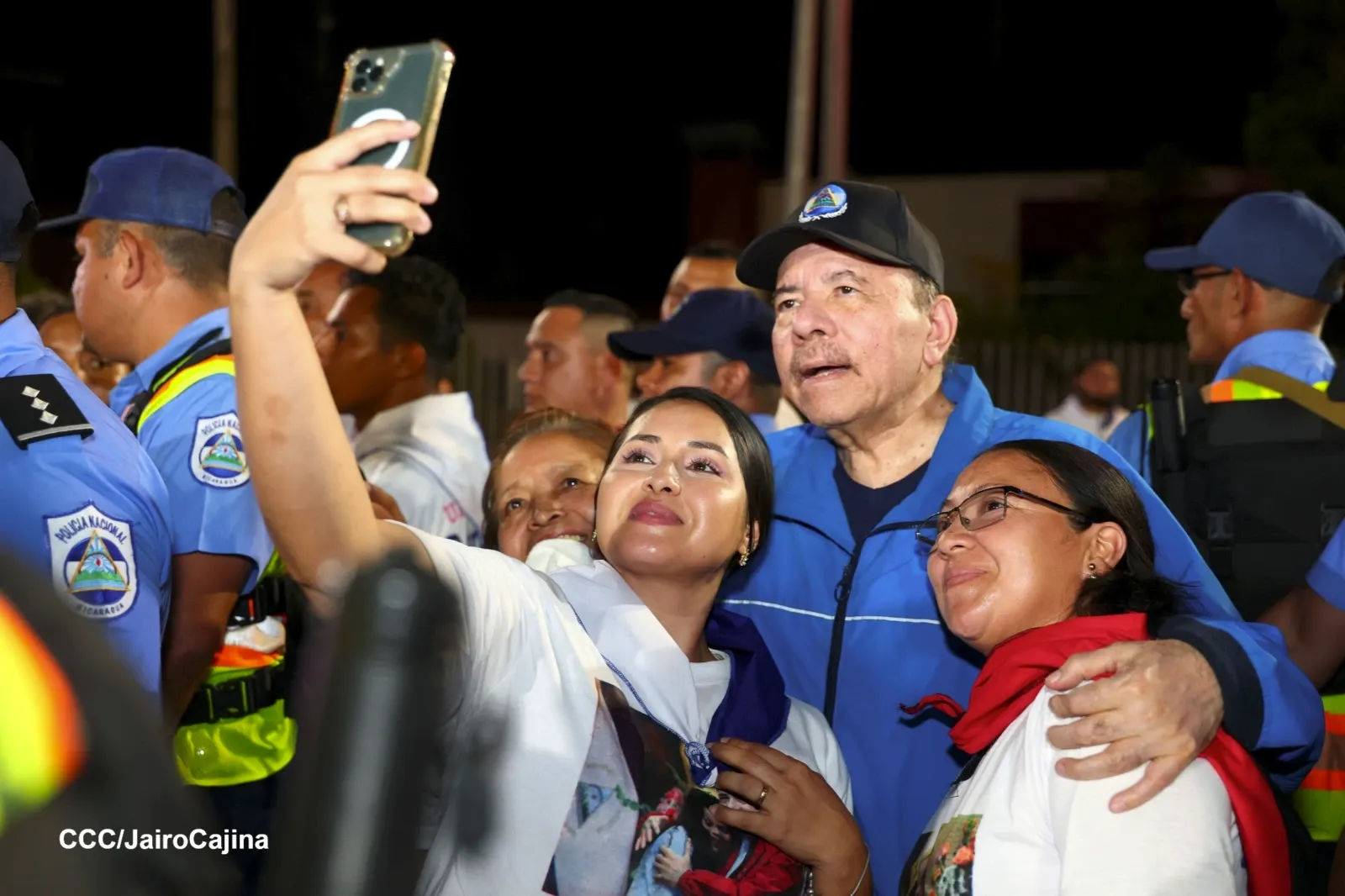 Cooperativas de Nicaragua reciben nuevas unidades de autobuses y microbuses de China