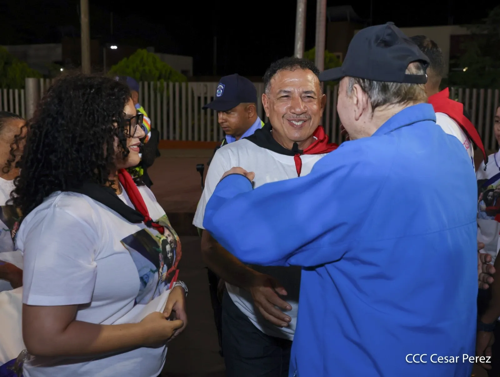 Cooperativas de Nicaragua reciben nuevas unidades de autobuses y microbuses de China