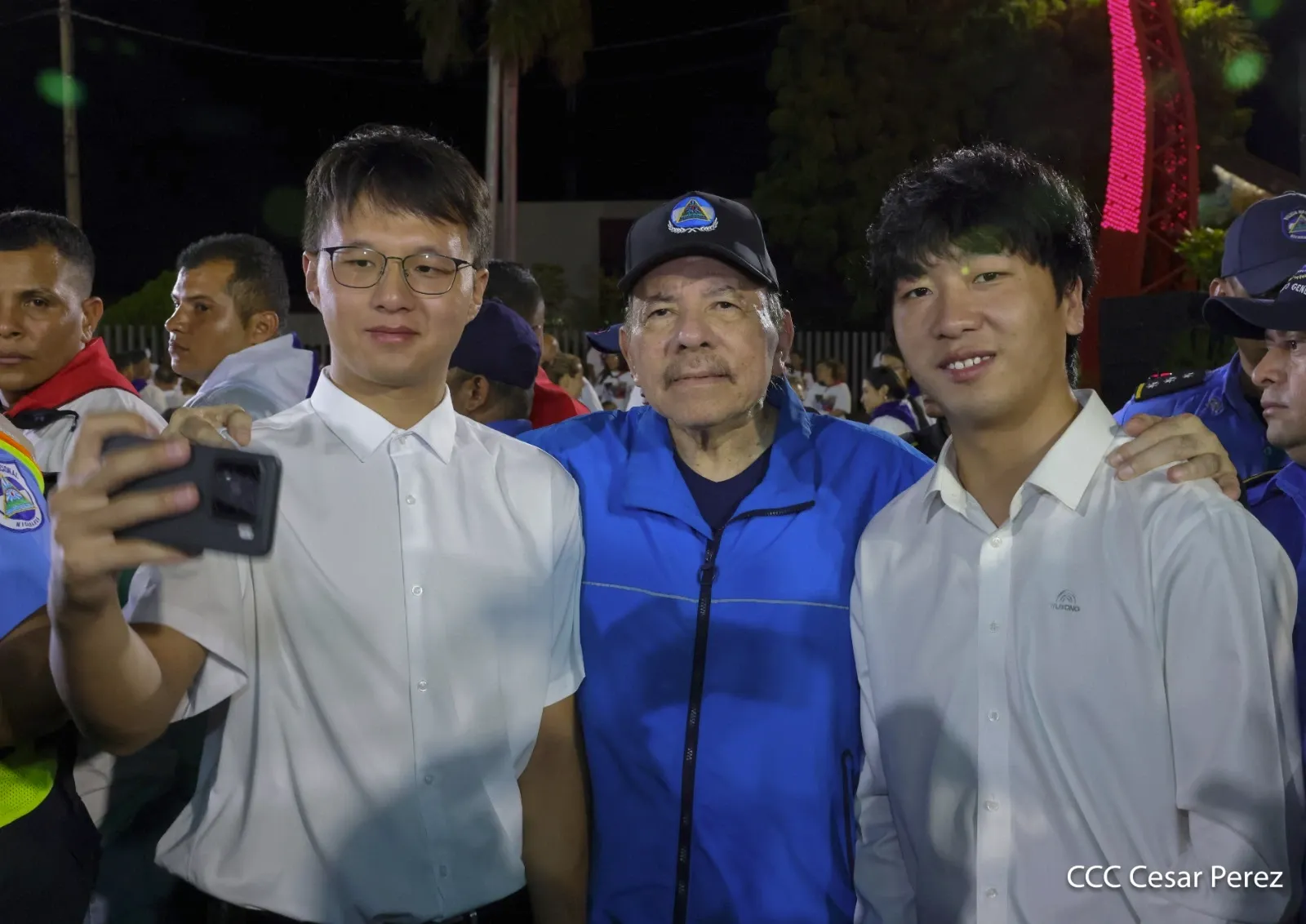 Cooperativas de Nicaragua reciben nuevas unidades de autobuses y microbuses de China